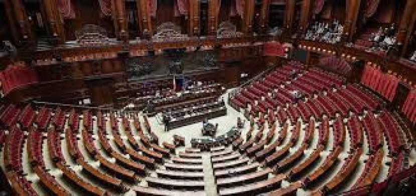 Tentazioni antiparlamentariste che finiscono per rincorrere modelli dittatoriali